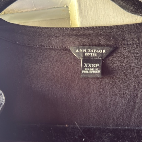 ann taylor XXS - Picture 3 of 3